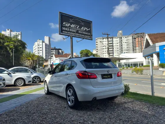 BMW 220i 2.0 CAT GP 16V TURBO ACTIVEFLEX 4P AUTOMÁTICO