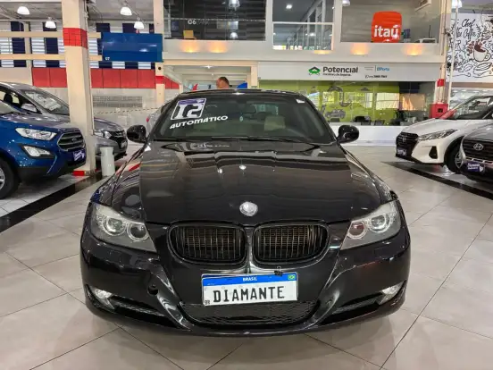 BMW-320i-2011
