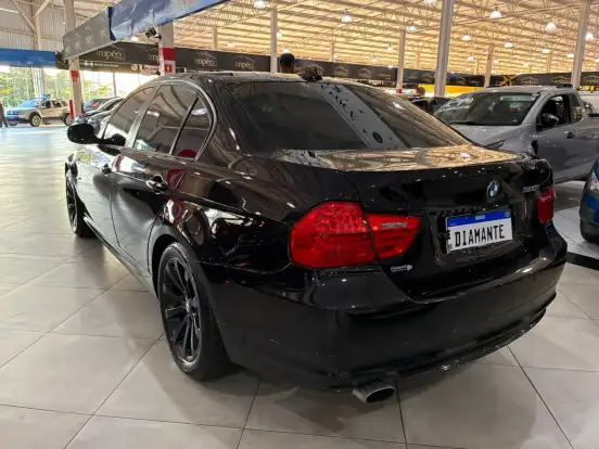 BMW-320i-2.0 16V GASOLINA 4P AUTOMÁTICO BMW-320i-2011
