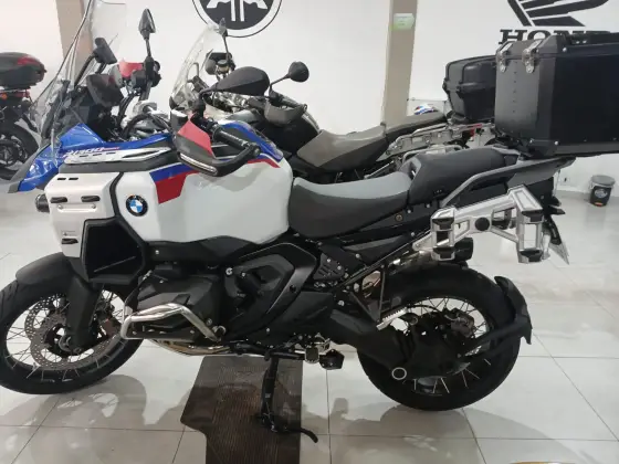 BMW R 1300 GS ADVENTURE TROPHY 