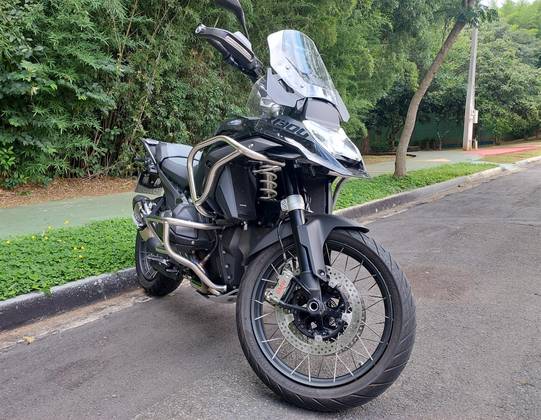 BMW R 1300 GS TRIPLE BLACK 