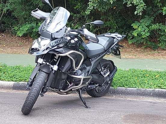 BMW-R 1300 GS TRIPLE BLACK-2024