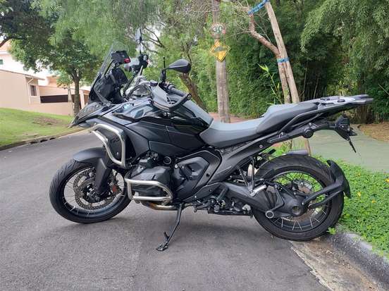 BMW-R 1300 GS TRIPLE BLACK-2024