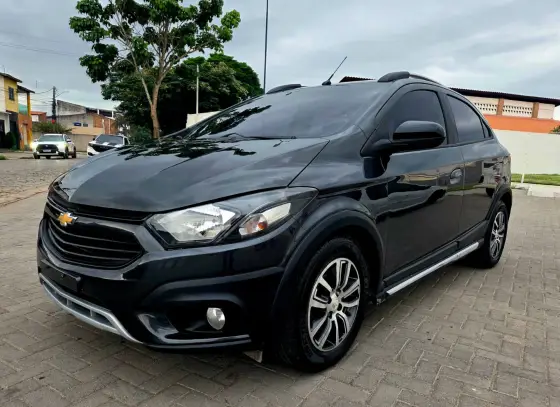 CHEVROLET ONIX 1.4 MPFI ACTIV 8V FLEX 4P AUTOMÁTICO