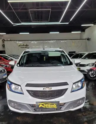CHEVROLET ONIX 1.4 MPFI LT 8V FLEX 4P MANUAL