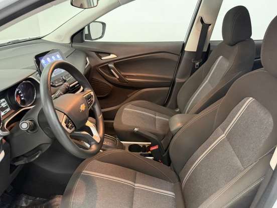 CHEVROLET-TRACKER-2024
