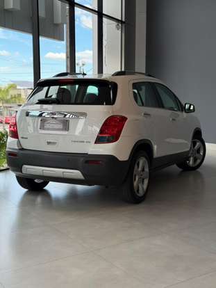 CHEVROLET-TRACKER-2014