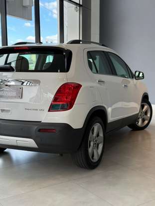 CHEVROLET-TRACKER-2014