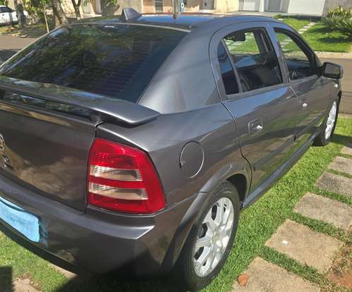 CHEVROLET-ASTRA-2010