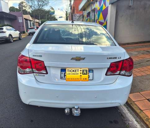 CHEVROLET-CRUZE-2015