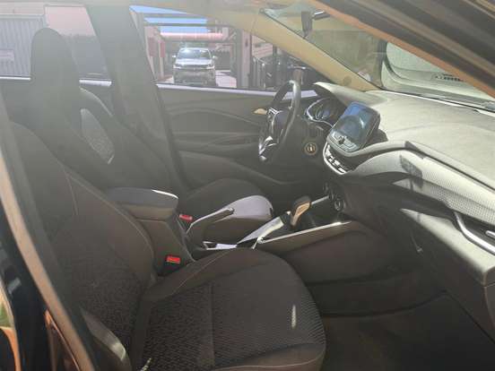 CHEVROLET-ONIX-1.0 TURBO FLEX PLUS LT AUTOMÁTICO CHEVROLET-ONIX-2019