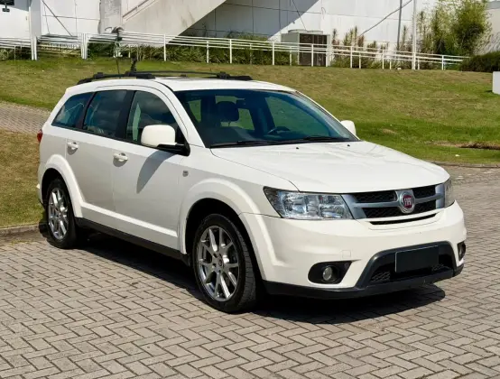 FIAT FREEMONT 2015 2.4 PRECISION 16V GASOLINA 4P AUTOMÁTICO