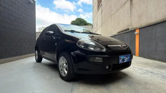 FIAT PUNTO 1.4 ATTRACTIVE 8V FLEX 4P MANUAL FIAT PUNTO 1.4 ATTRACTIVE 8V FLEX 4P MANUAL