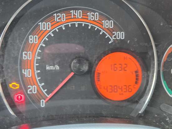 FIAT-UNO-1.4 EVO ECONOMY 8V FLEX 4P MANUAL FIAT-UNO-2014
