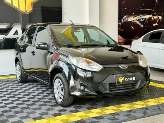 FORD FIESTA 1.6 ROCAM SEDAN 8V FLEX 4P MANUAL