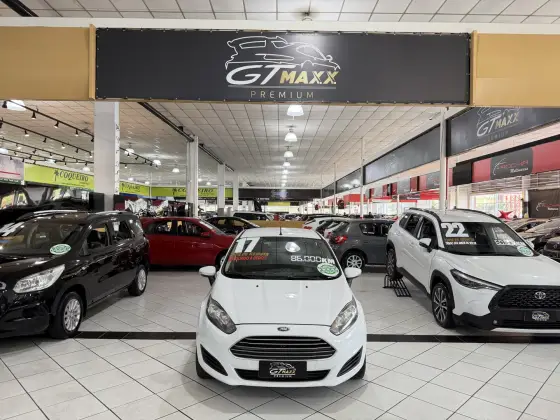 FORD FIESTA 1.6 SE HATCH 16V FLEX 4P MANUAL