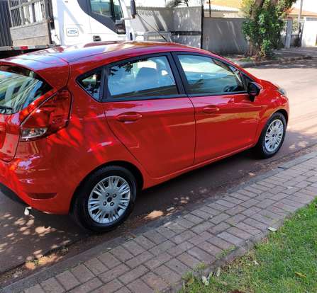 FORD-FIESTA-2014