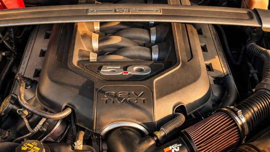 FORD-MUSTANG-2010