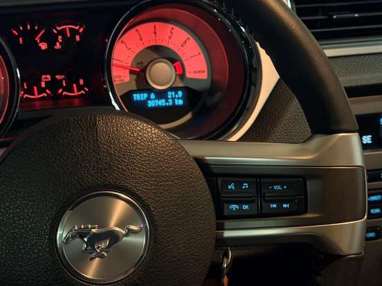 FORD-MUSTANG-5.0 GT CONVERSÍVEL V8 GASOLINA 2P AUTOMÁTICO FORD-MUSTANG-2010