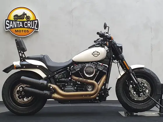 HARLEY-DAVIDSON SOFTAIL FAT BOB 107 