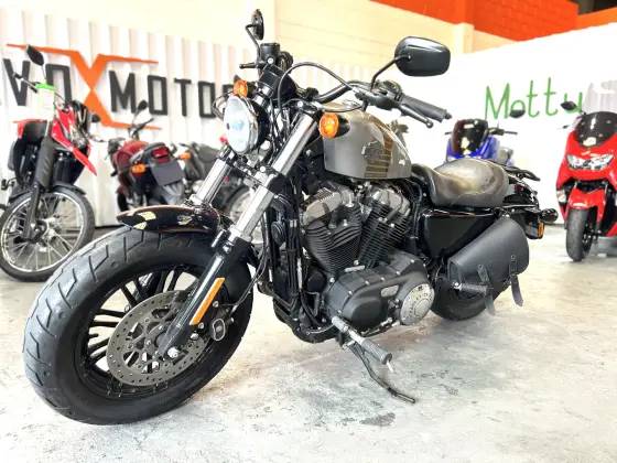 HARLEY-DAVIDSON SPORTSTER XL 1200 X 