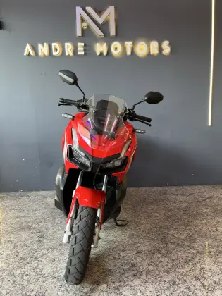 HONDA ADV 