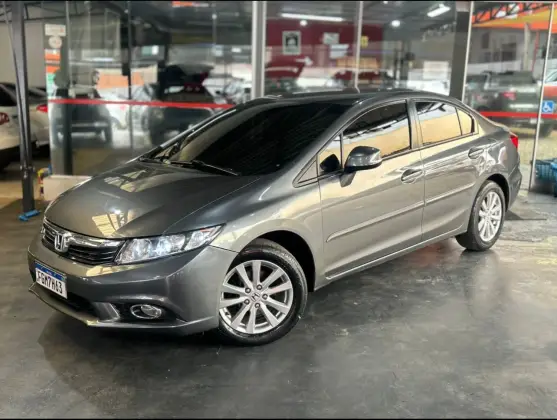 HONDA CIVIC 1.8 LXS 16V FLEX 4P AUTOMÁTICO