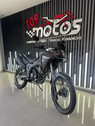 HONDA XRE 300 SAHARA RALLY 