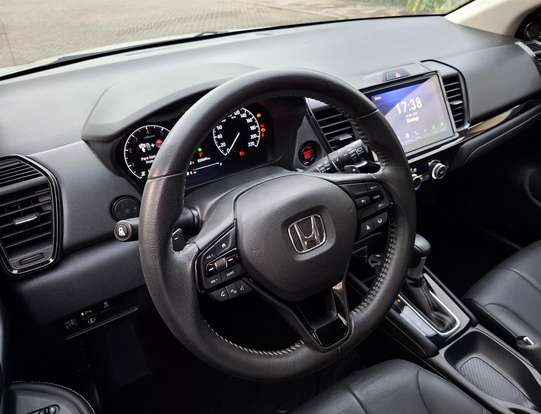 HONDA-CITY-1.5 i-VTEC FLEX HATCH TOURING CVT HONDA-CITY-2022