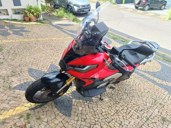HONDA-X-ADV-2021