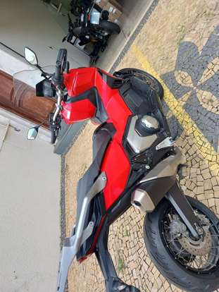 HONDA-X-ADV-2021
