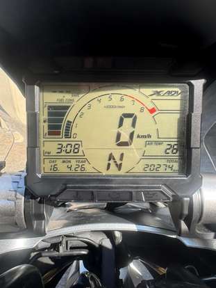 HONDA-X-ADV-2017