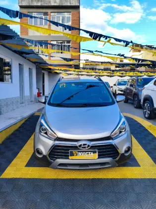 HYUNDAI HB20X 1.6 16V PREMIUM FLEX 4P AUTOMÁTICO