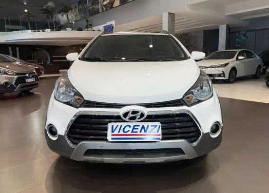 HYUNDAI-HB20X-1.6 16V STYLE FLEX 4P MANUAL HYUNDAI-HB20X-2017