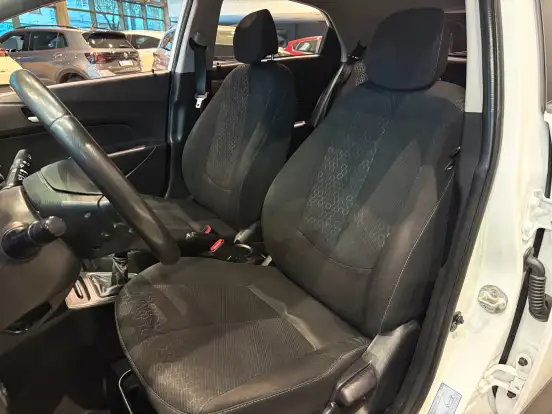 HYUNDAI-HB20X-1.6 16V STYLE FLEX 4P MANUAL HYUNDAI-HB20X-2017