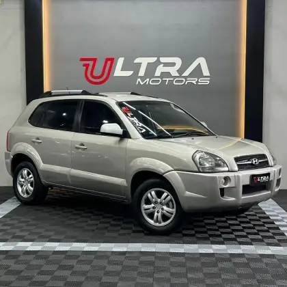 HYUNDAI TUCSON 2.0 MPFI GL 16V 142CV 2WD GASOLINA 4P AUTOMÁTICO