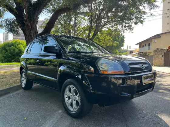 HYUNDAI TUCSON 2.0 MPFI GL 16V 142CV 2WD GASOLINA 4P MANUAL