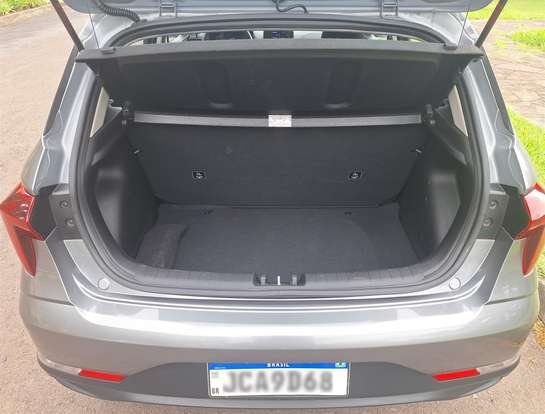 HYUNDAI-HB20-2023