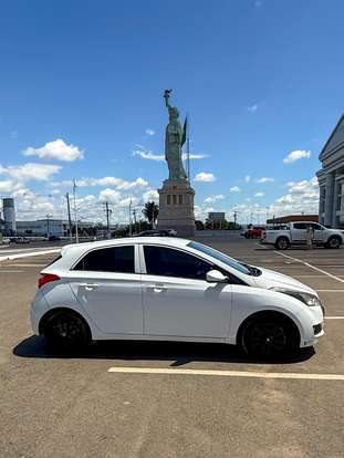 HYUNDAI-HB20-2013