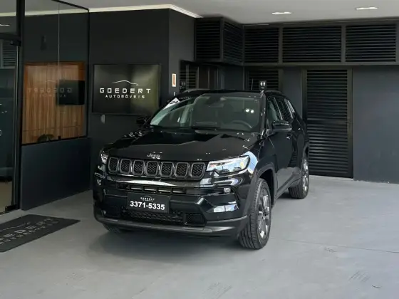 JEEP COMPASS 1.3 T270 TURBO FLEX LONGITUDE AT6