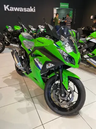 KAWASAKI NINJA 300 