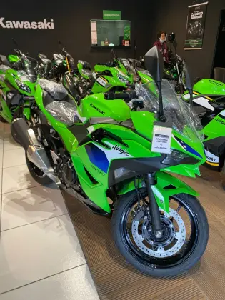 KAWASAKI NINJA 500 