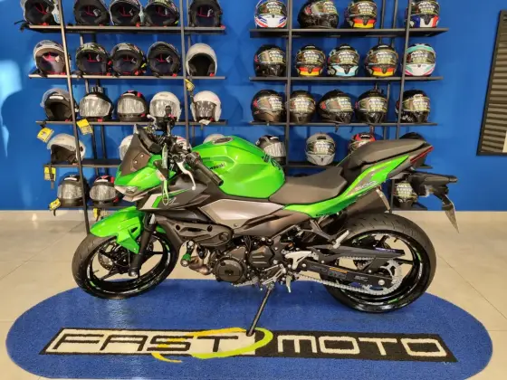 KAWASAKI Z500 