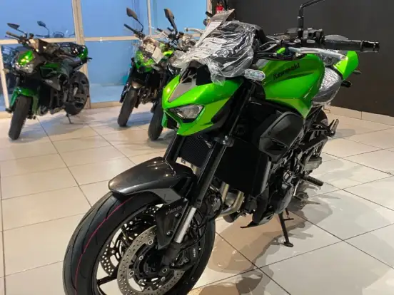KAWASAKI-Z900 KAWASAKI-Z900-2026