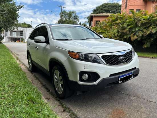 KIA-SORENTO-2012