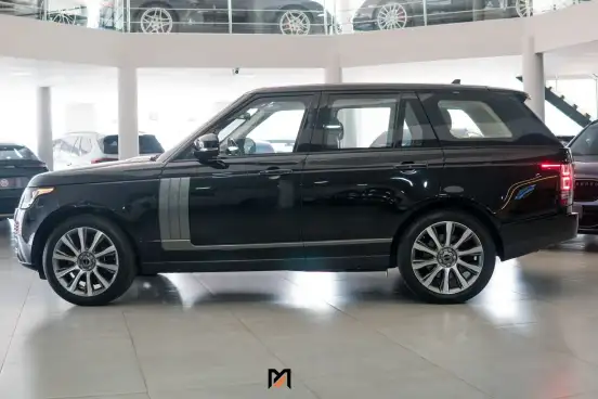 LAND ROVER-RANGE ROVER VOGUE-4.4 SE SDV8 4X4 TURBO DIESEL 4P AUTOMÁTICO LAND ROVER-RANGE ROVER VOGUE-2014