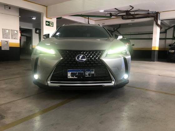 LEXUS UX 250h 2.0 VVT-I HYBRID LUXURY CVT