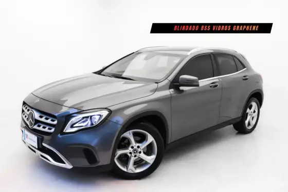 MERCEDES-BENZ GLA 200 1.6 CGI FLEX ADVANCE 7G-DCT