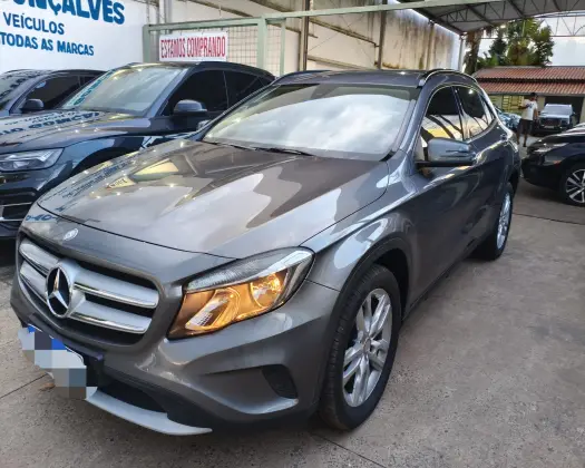 MERCEDES-BENZ GLA 200 1.6 CGI STYLE 16V TURBO FLEX 4P AUTOMÁTICO