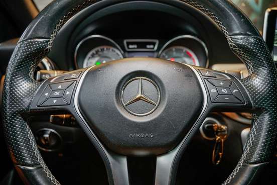 MERCEDES-BENZ-GLA 250-2015